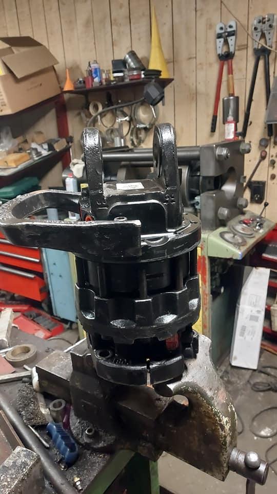 Réparation de vérin hydraulique Anor